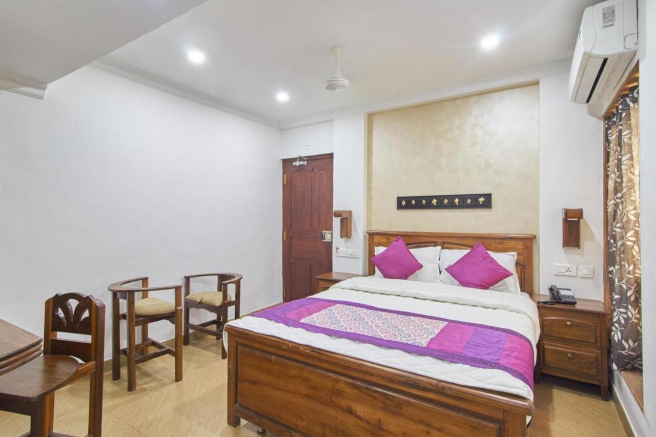 Hotel Mart View Kochi Екстериор снимка