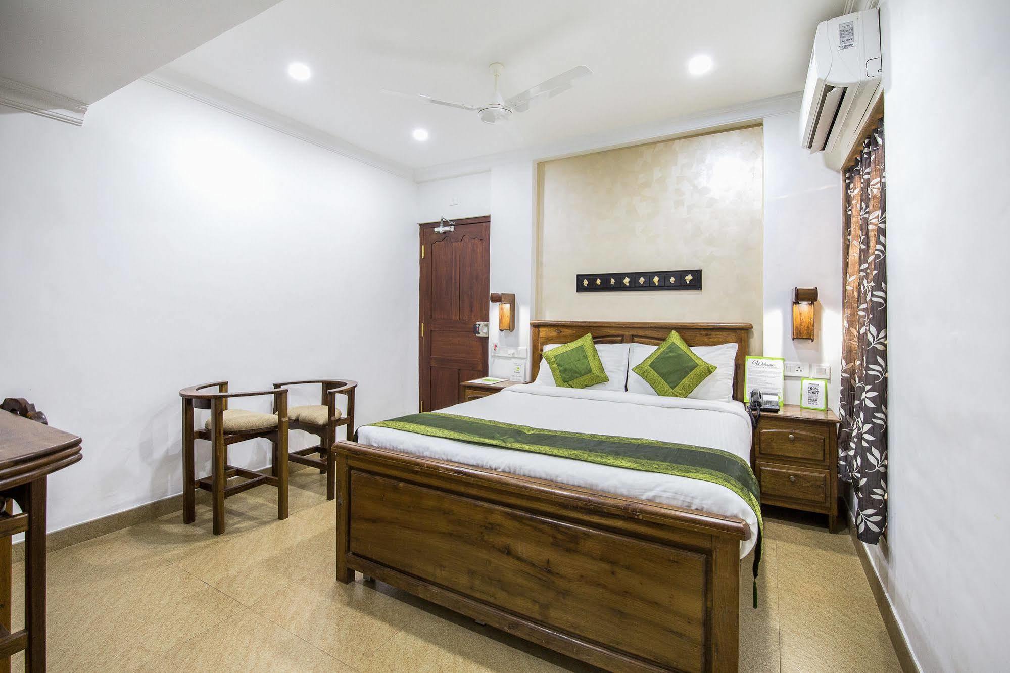 Hotel Mart View Kochi Екстериор снимка